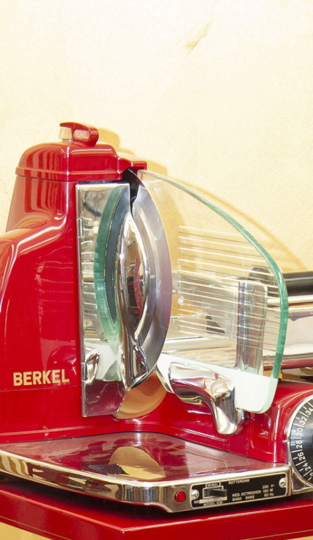 Berkel eletric slicer model 836 red